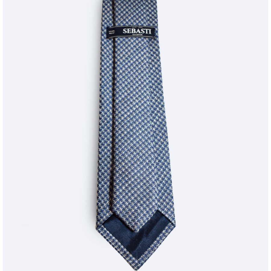Corbata azul de lana con pata de gallo, vista trasera