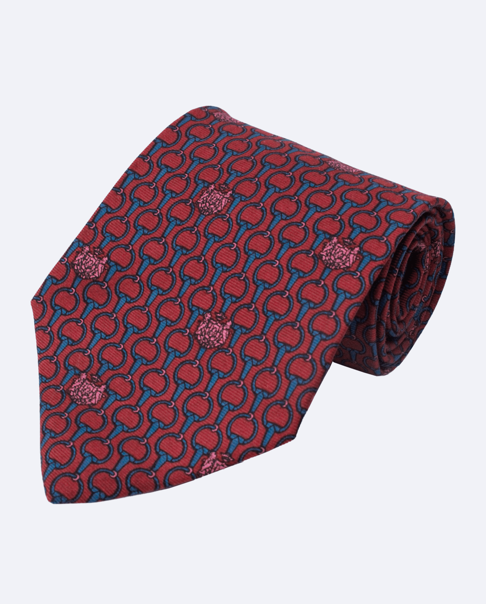 Corbata burdeos con diseño de palas azul claro. Confeccionado en 100% seda, vista enroscada