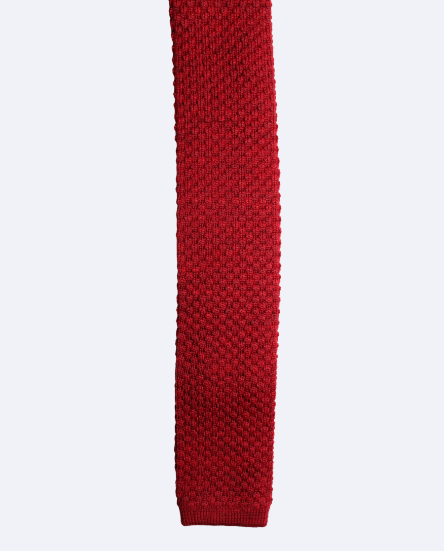 Corbata de punto roja