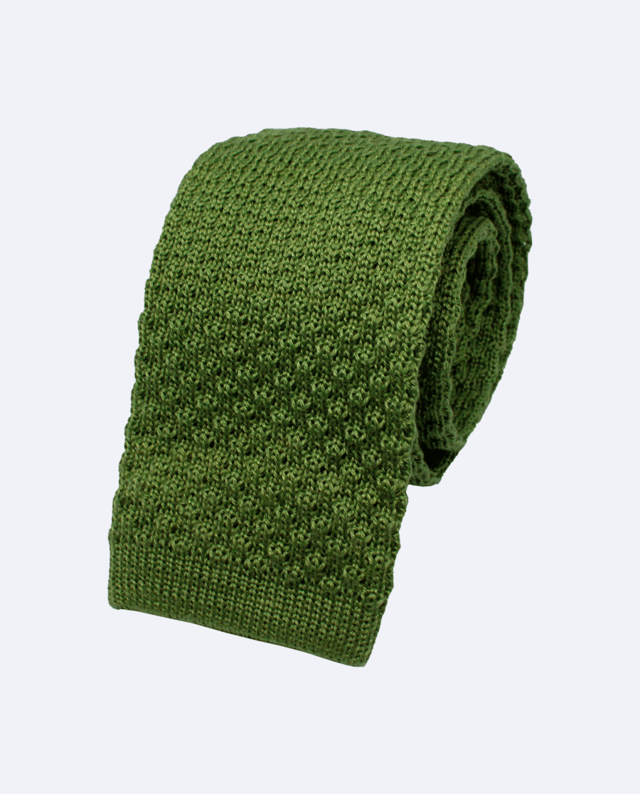 Corbata de punto verde