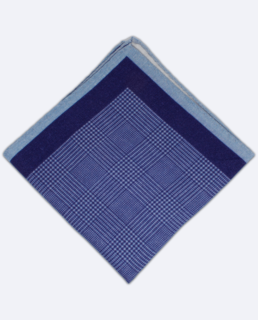 Pañuelo de bolsillo azul marino con cuadros azules