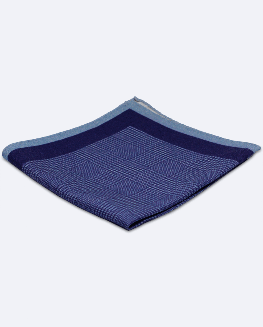 Pañuelo de bolsillo azul marino con cuadros azules