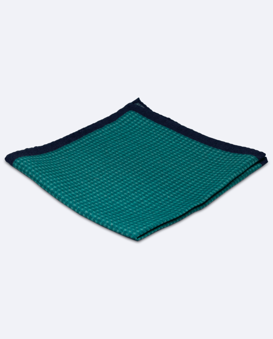Pañuelo de bolsillo verde petróleo con cuadros y borde azul marino